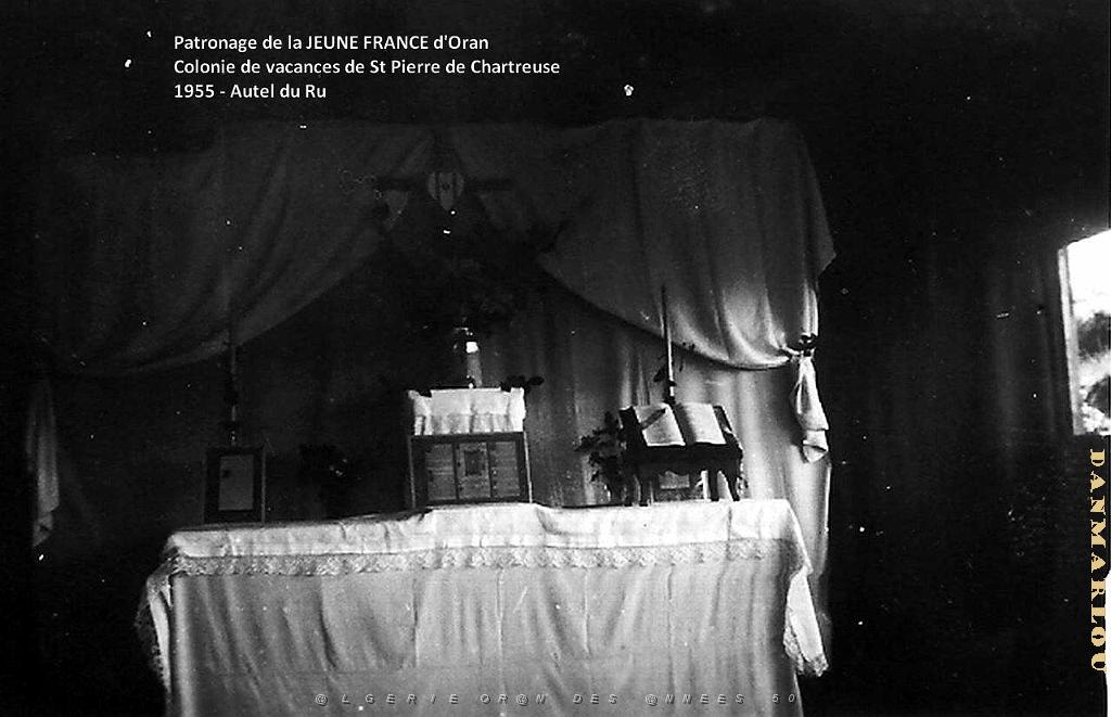 COLO JEUNE FRANCE 1956  bob 8 autel Ru.jpg
